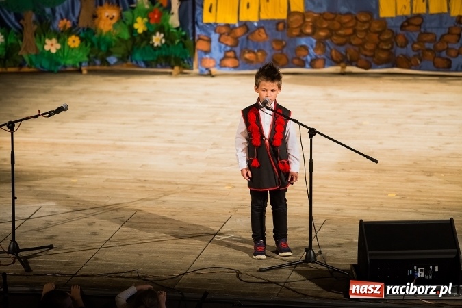 Zdjęcie w galerii na portalu naszraciborz.pl: Gala IX Mini Festiwalu Przedszkolaków wiadomości z regionu