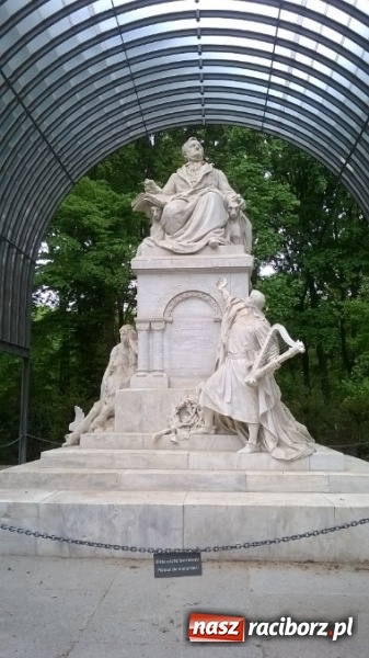 Zdjęcie w galerii na portalu naszraciborz.pl: Uczniowie Mechanika relacjonują swoje praktyki w Brunszwiku wiadomości z regionu