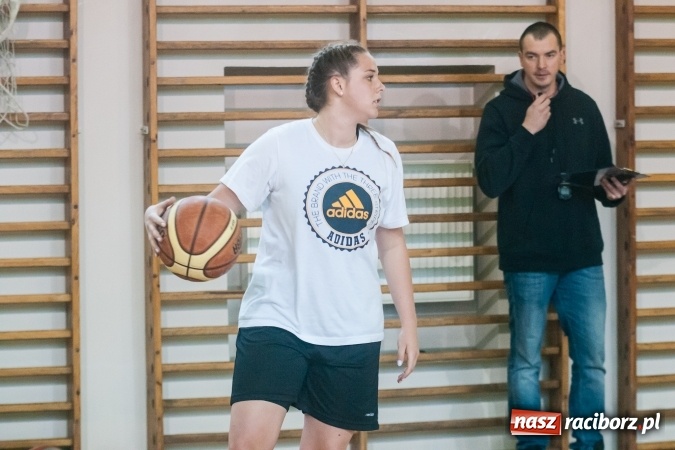 Zdjęcie w galerii na portalu naszraciborz.pl: V edycja Turnieju Streetballa w CKZiU nr 1 wiadomości z regionu