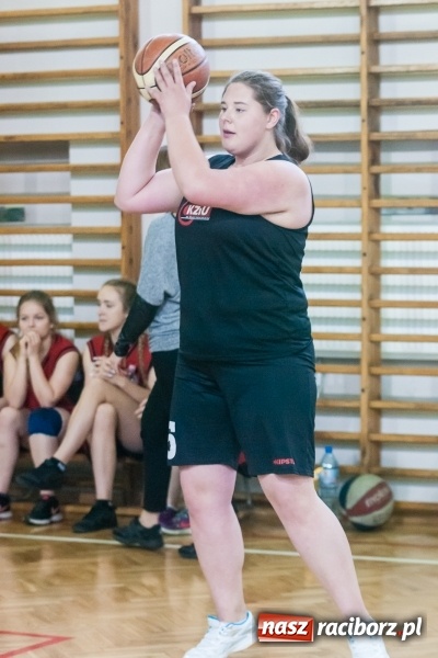Zdjęcie w galerii na portalu naszraciborz.pl: V edycja Turnieju Streetballa w CKZiU nr 1 wiadomości z regionu
