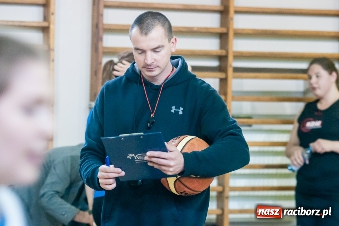 Zdjęcie w galerii na portalu naszraciborz.pl: V edycja Turnieju Streetballa w CKZiU nr 1 wiadomości z regionu