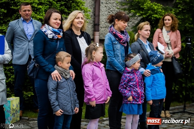 Zdjęcie w galerii na portalu naszraciborz.pl: Strażackie święto w raciborskiej komendzie. Awanse, odznaczenia i nagrody wiadomości z regionu