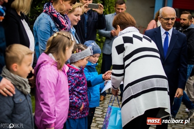 Zdjęcie w galerii na portalu naszraciborz.pl: Strażackie święto w raciborskiej komendzie. Awanse, odznaczenia i nagrody wiadomości z regionu