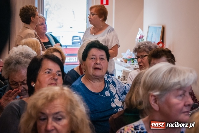 Zdjęcie w galerii na portalu naszraciborz.pl: Koncert dla Mamy w raciborskim Klubie Seniora wiadomości z regionu