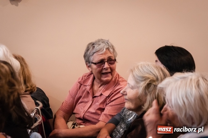 Zdjęcie w galerii na portalu naszraciborz.pl: Koncert dla Mamy w raciborskim Klubie Seniora wiadomości z regionu