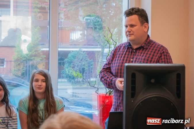 Zdjęcie w galerii na portalu naszraciborz.pl: Koncert dla Mamy w raciborskim Klubie Seniora wiadomości z regionu