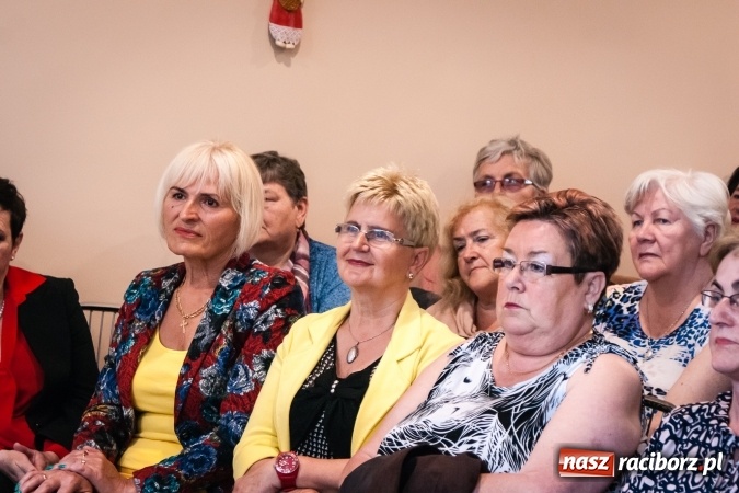 Zdjęcie w galerii na portalu naszraciborz.pl: Koncert dla Mamy w raciborskim Klubie Seniora wiadomości z regionu