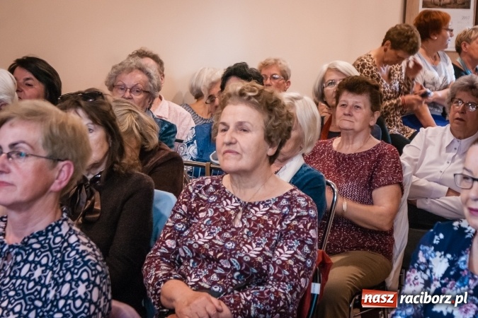 Zdjęcie w galerii na portalu naszraciborz.pl: Koncert dla Mamy w raciborskim Klubie Seniora wiadomości z regionu
