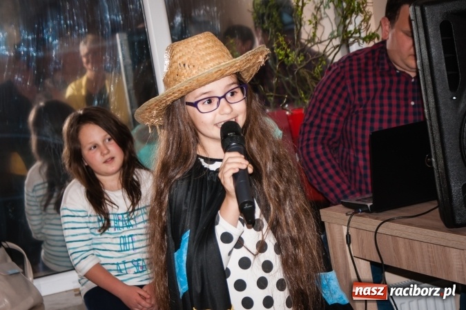 Zdjęcie w galerii na portalu naszraciborz.pl: Koncert dla Mamy w raciborskim Klubie Seniora wiadomości z regionu