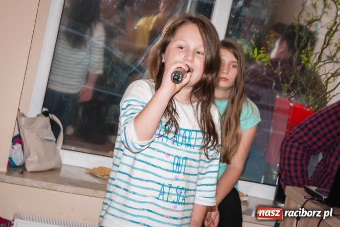 Zdjęcie w galerii na portalu naszraciborz.pl: Koncert dla Mamy w raciborskim Klubie Seniora wiadomości z regionu