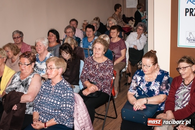 Zdjęcie w galerii na portalu naszraciborz.pl: Koncert dla Mamy w raciborskim Klubie Seniora wiadomości z regionu