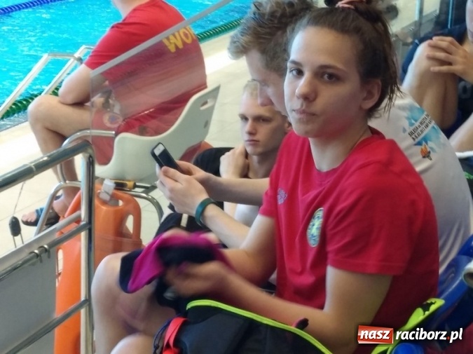 Zdjęcie w galerii na portalu naszraciborz.pl: Pływanie. Historyczny sukces gimnazjalistów  wiadomości z regionu