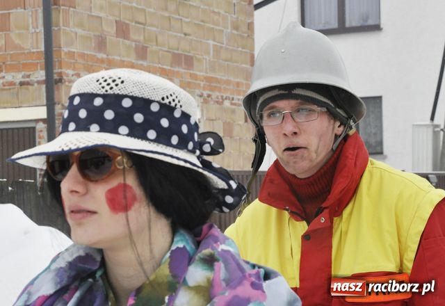 Zdjęcie w galerii na portalu naszraciborz.pl: TANZBÄR, czyli ostatki w Samborowicach wiadomości z regionu