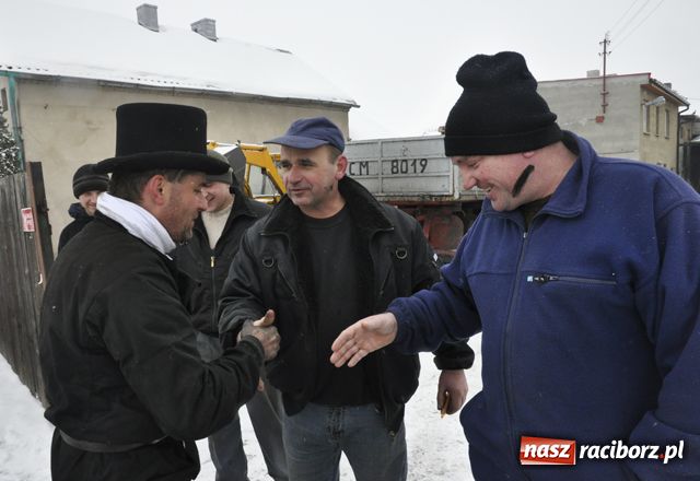Zdjęcie w galerii na portalu naszraciborz.pl: TANZBÄR, czyli ostatki w Samborowicach wiadomości z regionu