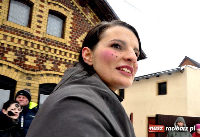 Zdjęcie w galerii na portalu naszraciborz.pl: TANZBÄR, czyli ostatki w Samborowicach wiadomości z regionu