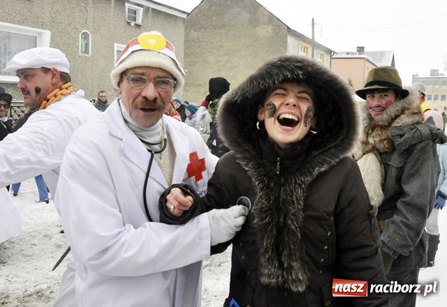 Zdjęcie w galerii na portalu naszraciborz.pl: TANZBÄR, czyli ostatki w Samborowicach wiadomości z regionu