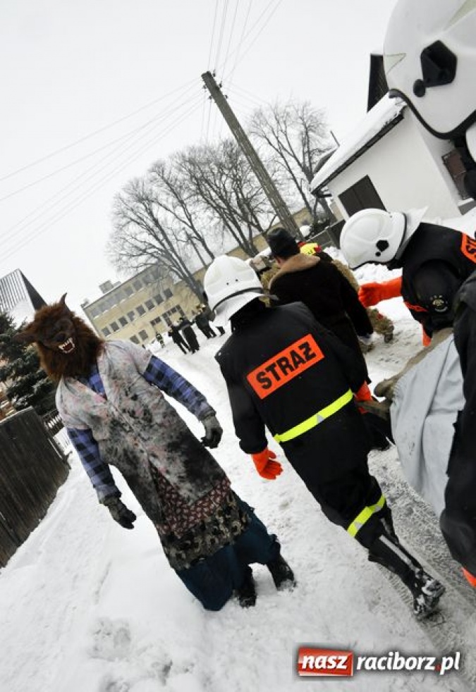 Zdjęcie w galerii na portalu naszraciborz.pl: TANZBÄR, czyli ostatki w Samborowicach wiadomości z regionu