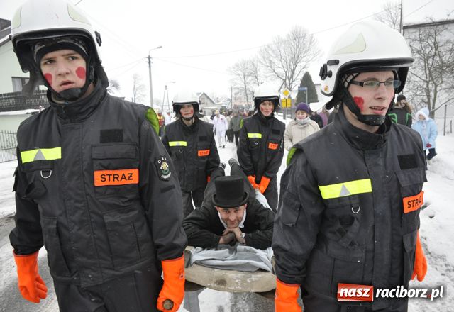 Zdjęcie w galerii na portalu naszraciborz.pl: TANZBÄR, czyli ostatki w Samborowicach wiadomości z regionu
