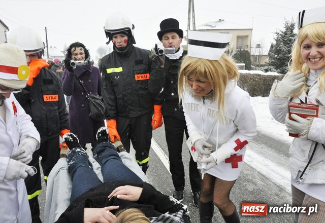 Zdjęcie w galerii na portalu naszraciborz.pl: TANZBÄR, czyli ostatki w Samborowicach wiadomości z regionu