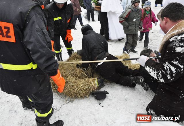 Zdjęcie w galerii na portalu naszraciborz.pl: TANZBÄR, czyli ostatki w Samborowicach wiadomości z regionu