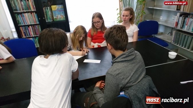 Zdjęcie w galerii na portalu naszraciborz.pl: Akceptacja własnego ciała - w raciborskiej bibliotece zorganizowano warsztaty  wiadomości z regionu