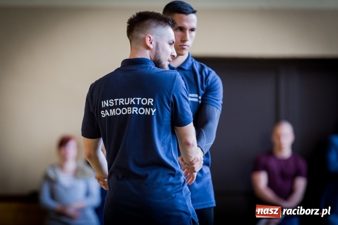 Zdjęcie w galerii na portalu naszraciborz.pl: Terroryzm a działania służb mundurowych - Państwowa Wyższa Szkoła Zawodowa zorganizowała konferencję  wiadomości z regionu