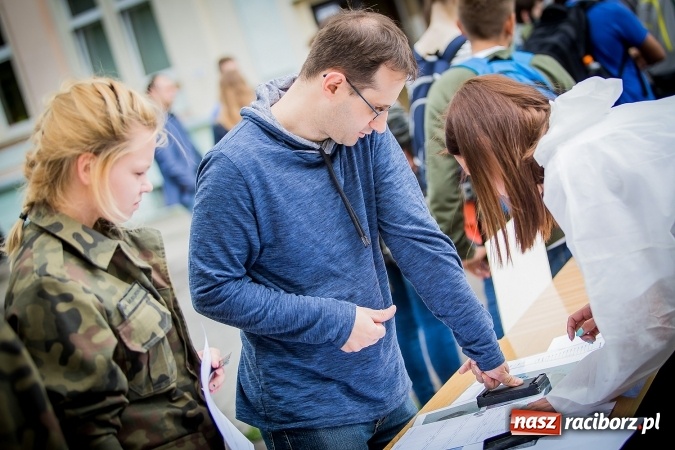 Zdjęcie w galerii na portalu naszraciborz.pl: Terroryzm a działania służb mundurowych - Państwowa Wyższa Szkoła Zawodowa zorganizowała konferencję  wiadomości z regionu