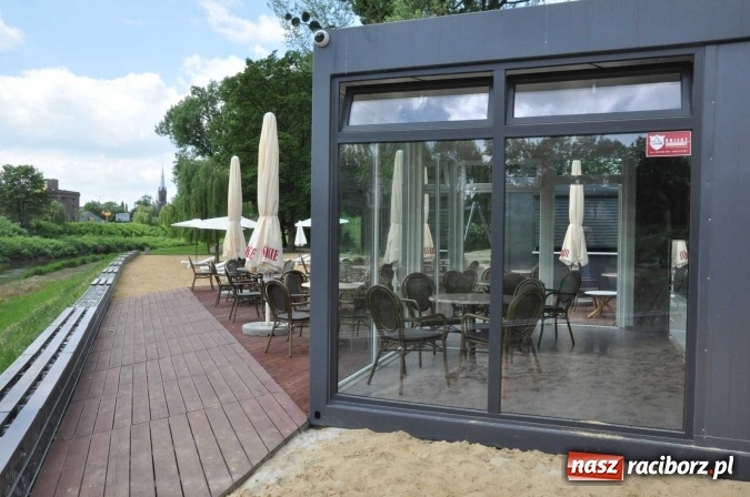 Zdjęcie w galerii na portalu naszraciborz.pl: Kafeteria na plaży w Raciborzu - już od soboty wiadomości z regionu