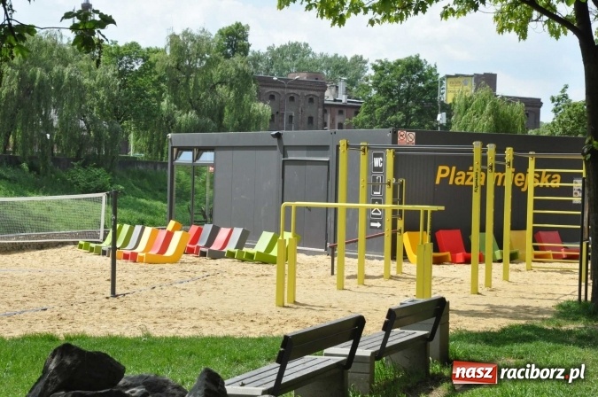 Zdjęcie w galerii na portalu naszraciborz.pl: Kafeteria na plaży w Raciborzu - już od soboty wiadomości z regionu