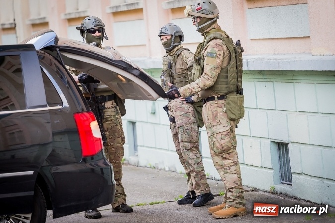 Zdjęcie w galerii na portalu naszraciborz.pl: TANTO pokazało swoje możliwości w PWSZ  wiadomości z regionu