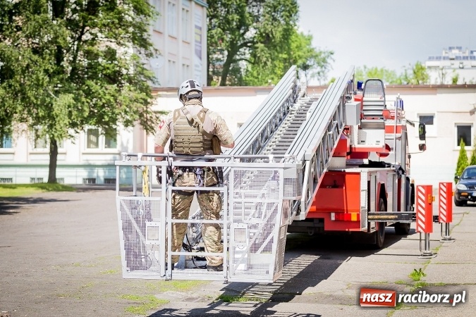 Zdjęcie w galerii na portalu naszraciborz.pl: TANTO pokazało swoje możliwości w PWSZ  wiadomości z regionu