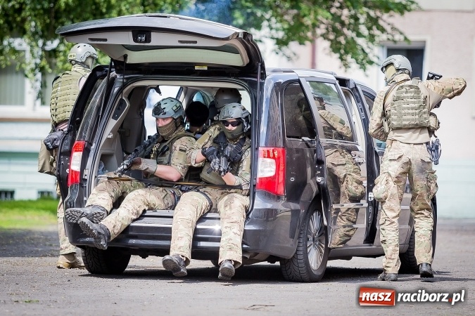 Zdjęcie w galerii na portalu naszraciborz.pl: TANTO pokazało swoje możliwości w PWSZ  wiadomości z regionu