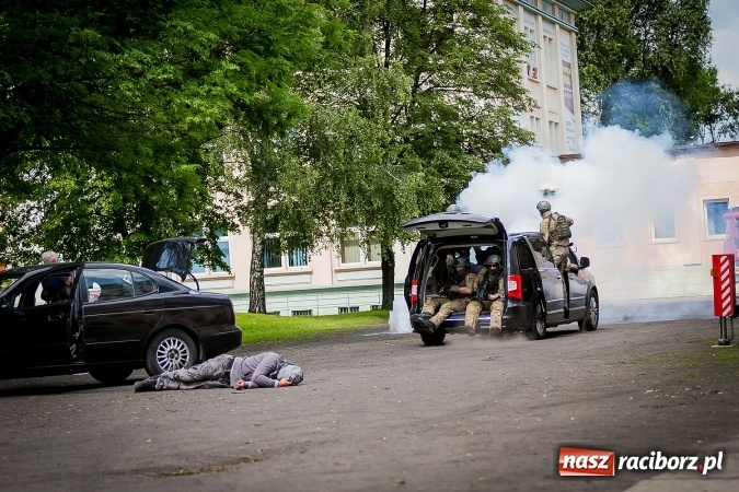Zdjęcie w galerii na portalu naszraciborz.pl: TANTO pokazało swoje możliwości w PWSZ  wiadomości z regionu