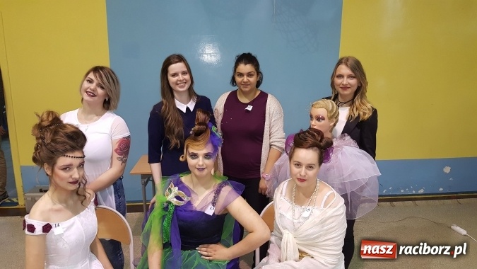 Zdjęcie w galerii na portalu naszraciborz.pl: Sukces fryzjerek z CKZiU nr 1 w Raciborzu  wiadomości z regionu