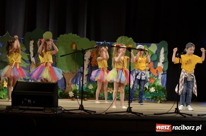 Zdjęcie w galerii na portalu naszraciborz.pl: Raciborski festiwal przedszkolaków w RCK - przeżyjmy to jeszcze raz  wiadomości z regionu