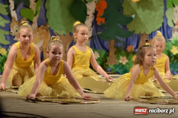 Zdjęcie w galerii na portalu naszraciborz.pl: Raciborski festiwal przedszkolaków w RCK - przeżyjmy to jeszcze raz  wiadomości z regionu