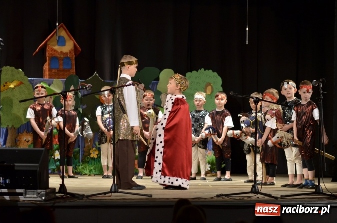 Zdjęcie w galerii na portalu naszraciborz.pl: Raciborski festiwal przedszkolaków w RCK - przeżyjmy to jeszcze raz  wiadomości z regionu