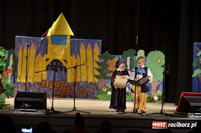 Zdjęcie w galerii na portalu naszraciborz.pl: Raciborski festiwal przedszkolaków w RCK - przeżyjmy to jeszcze raz  wiadomości z regionu