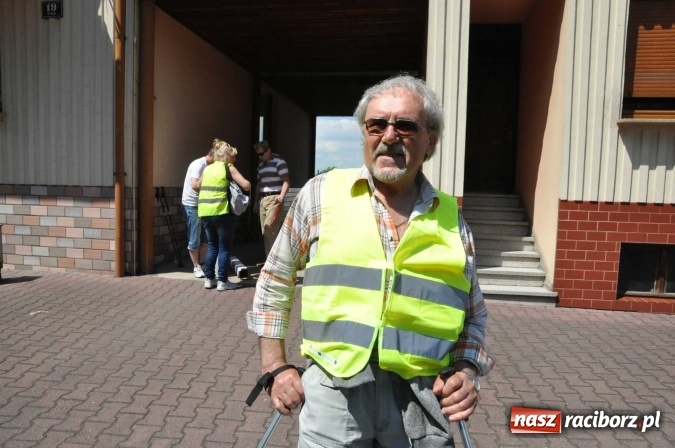 Zdjęcie w galerii na portalu naszraciborz.pl: Aktywni na pograniczu - marsz nordic walking w Krzanowicach wiadomości z regionu