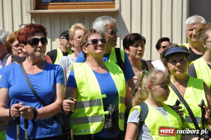 Zdjęcie w galerii na portalu naszraciborz.pl: Aktywni na pograniczu - marsz nordic walking w Krzanowicach wiadomości z regionu