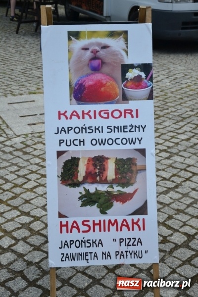 Zdjęcie w galerii na portalu naszraciborz.pl: Kolejny zlot food trucków na raciborskim zamku wiadomości z regionu
