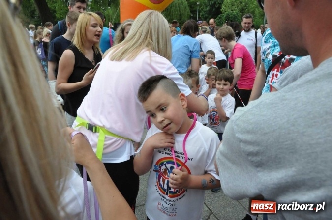 Zdjęcie w galerii na portalu naszraciborz.pl: Pół tysiąca dzieci i młodzieży na XI Biegu Profilaktycznym w parku im. Miasta Roth wiadomości z regionu