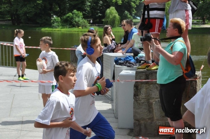 Zdjęcie w galerii na portalu naszraciborz.pl: Pół tysiąca dzieci i młodzieży na XI Biegu Profilaktycznym w parku im. Miasta Roth wiadomości z regionu