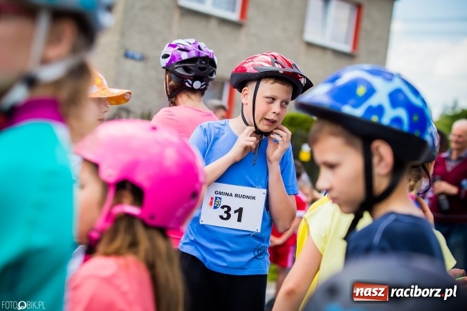 Zdjęcie w galerii na portalu naszraciborz.pl: VII Ogólnopolski Bieg na Łyżworolkach wiadomości z regionu