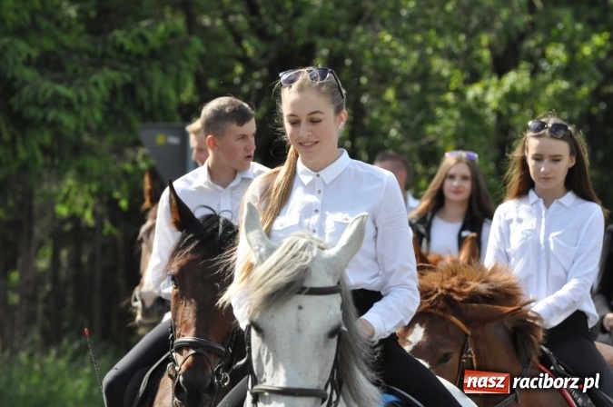Zdjęcie w galerii na portalu naszraciborz.pl: Brzezie zaprasza na procesję św. Urbana  wiadomości z regionu