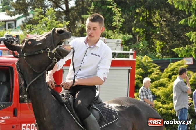 Zdjęcie w galerii na portalu naszraciborz.pl: Brzezie zaprasza na procesję św. Urbana  wiadomości z regionu