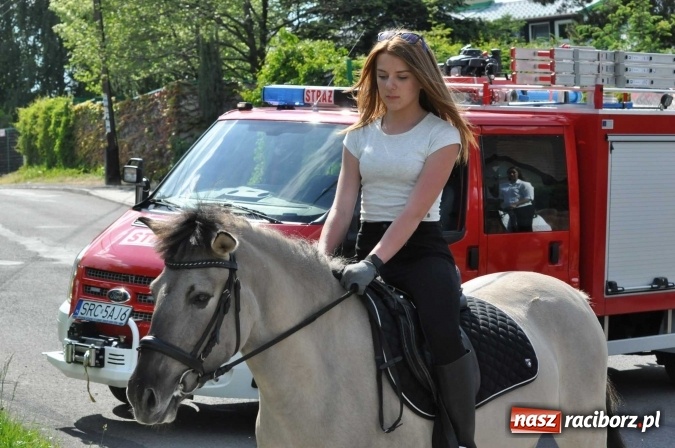 Zdjęcie w galerii na portalu naszraciborz.pl: Brzezie zaprasza na procesję św. Urbana  wiadomości z regionu
