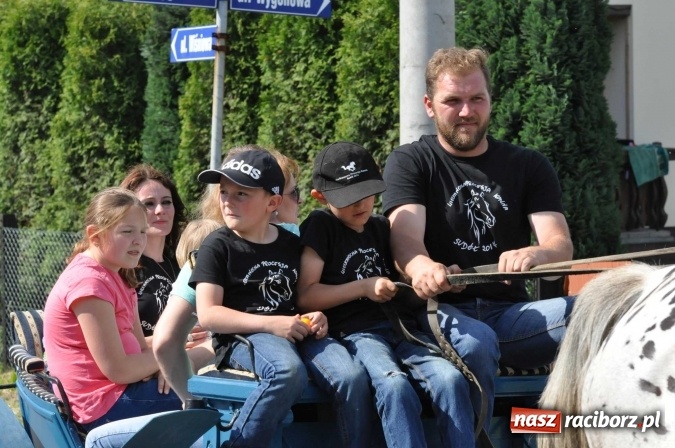 Zdjęcie w galerii na portalu naszraciborz.pl: Brzezie zaprasza na procesję św. Urbana  wiadomości z regionu
