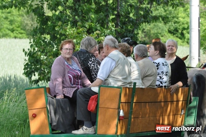 Zdjęcie w galerii na portalu naszraciborz.pl: Brzezie zaprasza na procesję św. Urbana  wiadomości z regionu