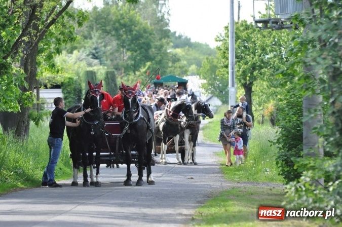 Zdjęcie w galerii na portalu naszraciborz.pl: Brzezie zaprasza na procesję św. Urbana  wiadomości z regionu